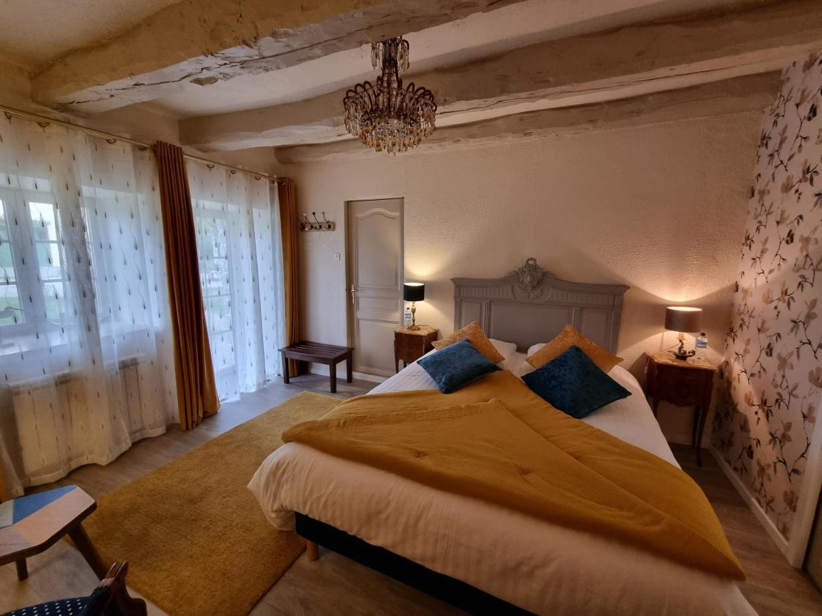 Les Berges De La Planchette Panzió Yvignac-la-Tour Kültér fotó
